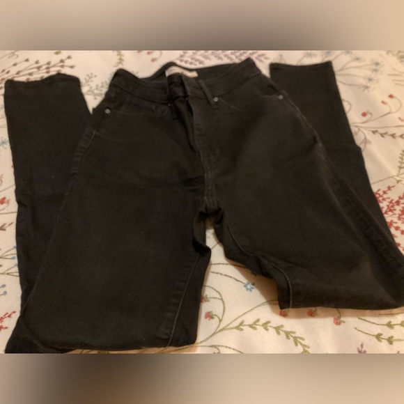 Levi’s 721 High Rise Skinny Black jeans • Size 27/4 R • NWOT • new, never worn - Picture 1 of 5